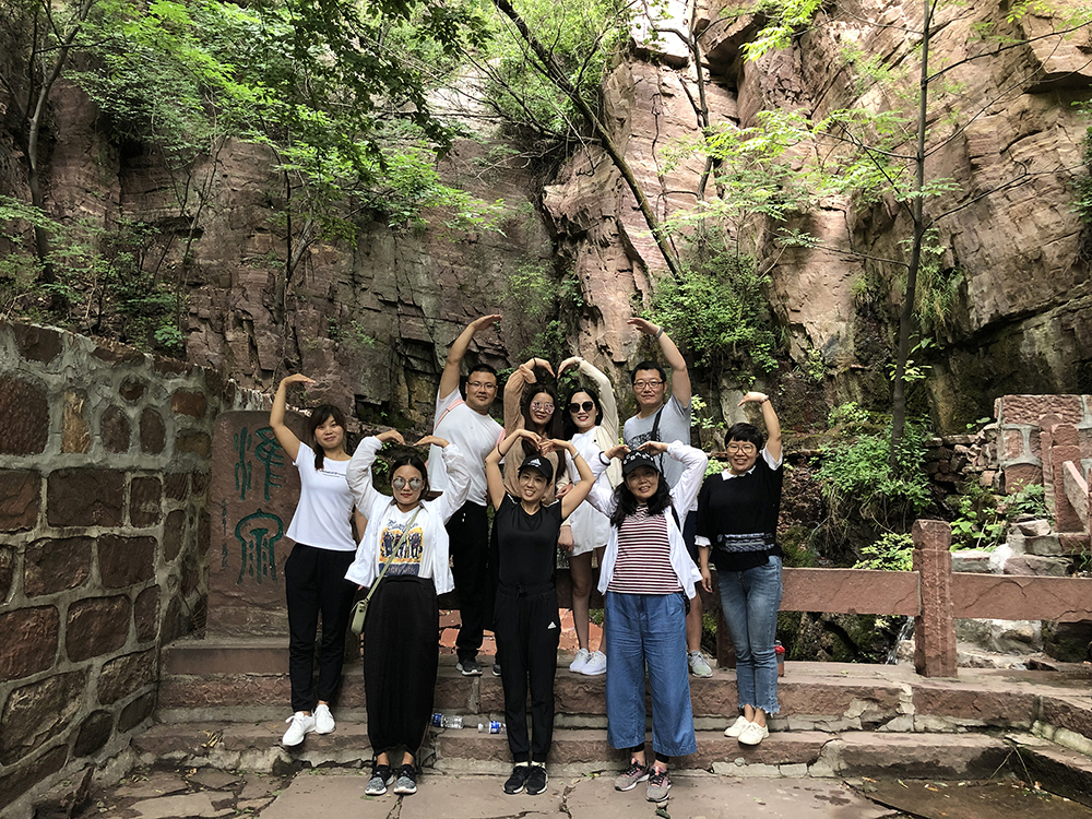 夏季繽紛，路泰齊聚嶂石巖